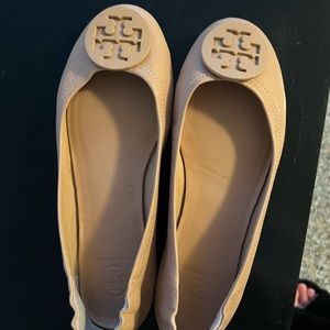 Tory Burch nude flats
